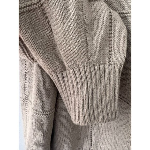 NorthCrest Classic Sweater. Size L. - Picture 4 of 9